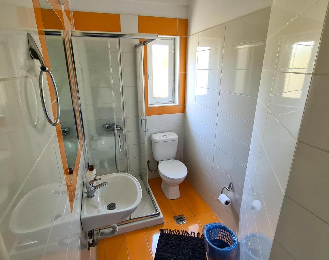 Ιlias Rooms Patras Exterior foto