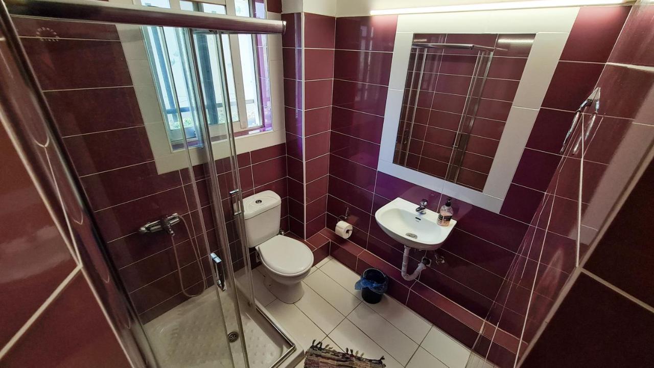Ιlias Rooms Patras Exterior foto