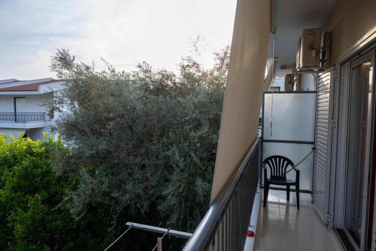 Ιlias Rooms Patras Exterior foto