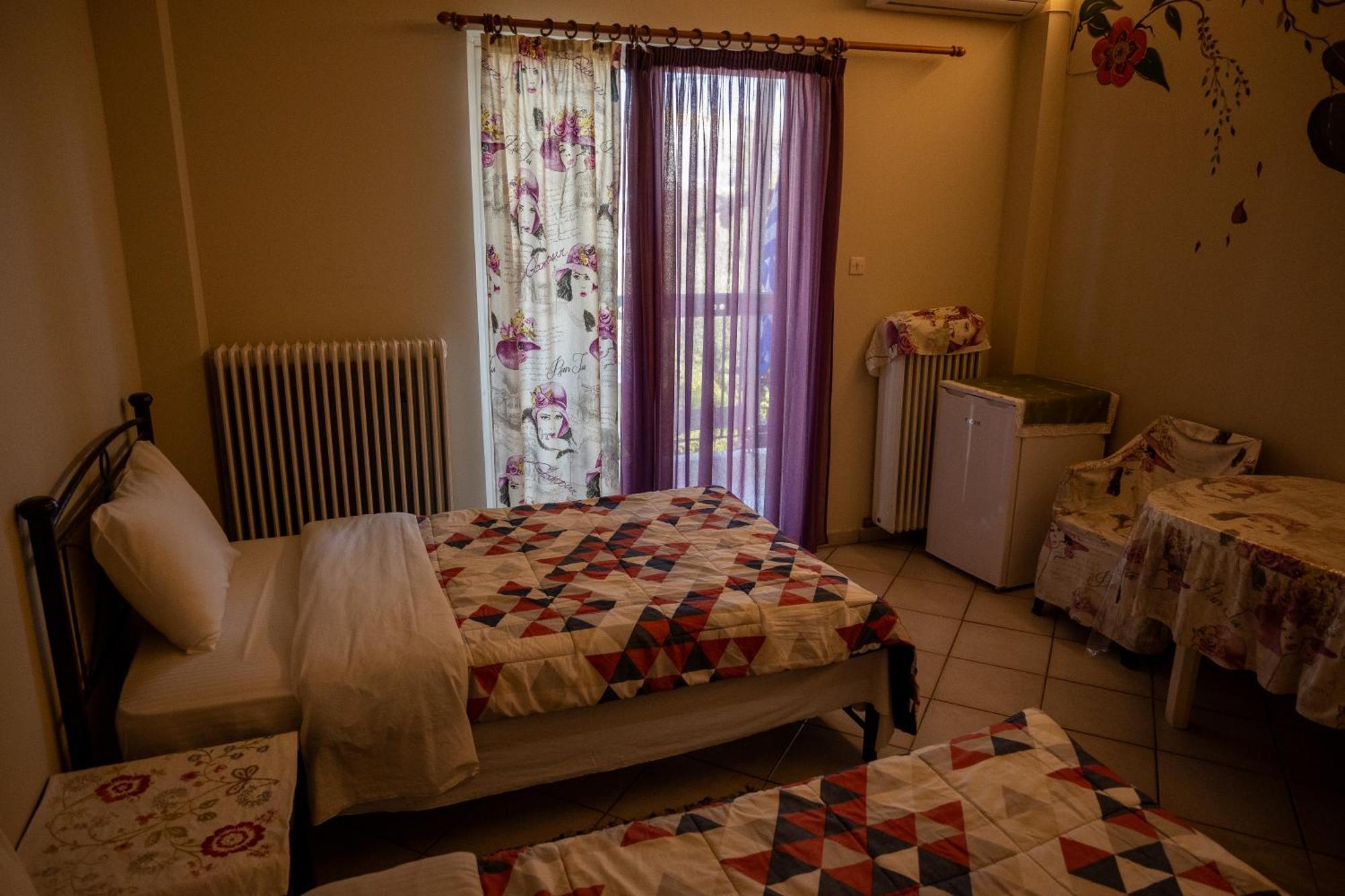 Ιlias Rooms Patras Exterior foto