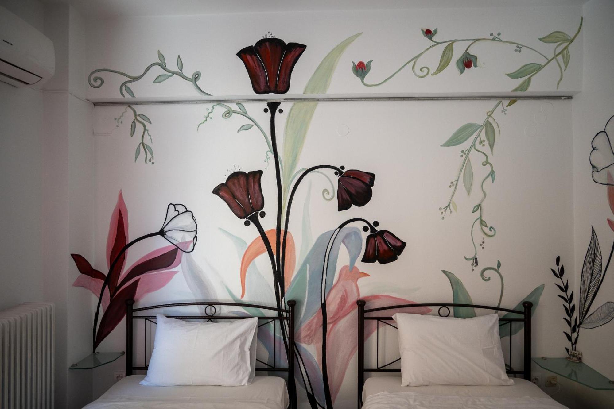 Ιlias Rooms Patras Exterior foto