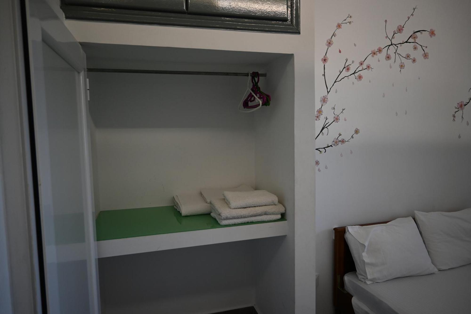 Ιlias Rooms Patras Exterior foto